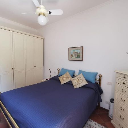 Dolfin - Nel Centro Di Stresa - By Impero House Apartment Luaran gambar
