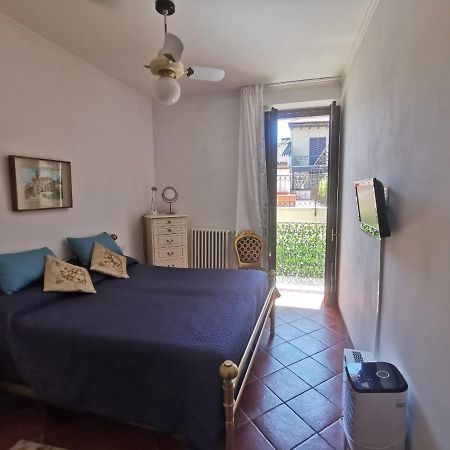 Dolfin - Nel Centro Di Stresa - By Impero House Apartment Luaran gambar