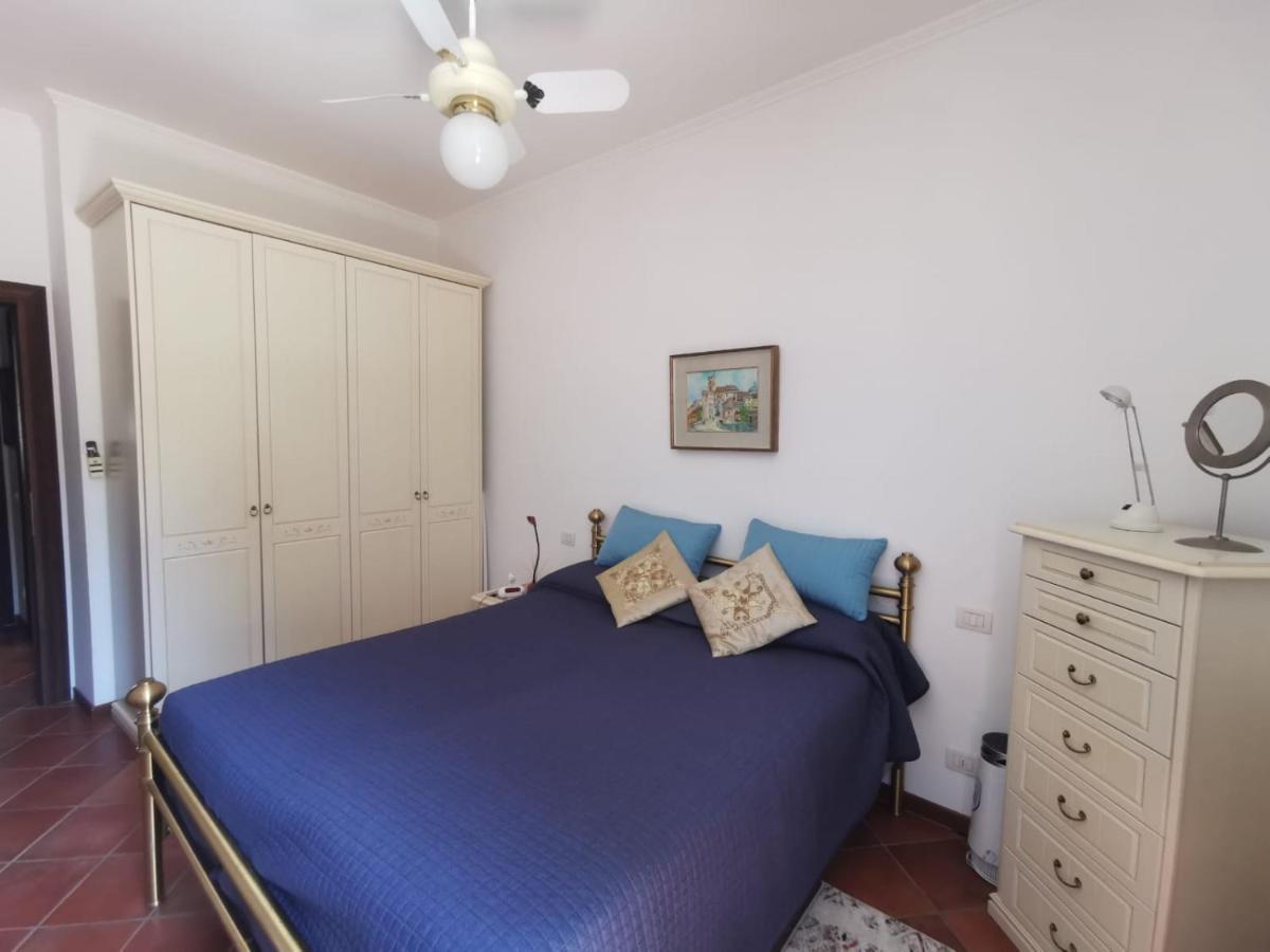 Dolfin - Nel Centro Di Stresa - By Impero House Apartment Luaran gambar